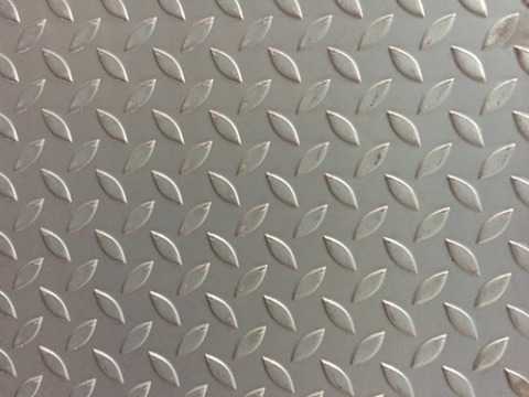 เหล็กแผ่นลาย, เหล็กแผ่นกันลื่น, Checker Plate
